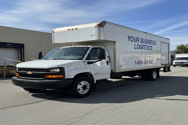 2009 Chevrolet C6500 Box Truck 13’6: A Durable Medium-Duty Powerhouse for Your Business